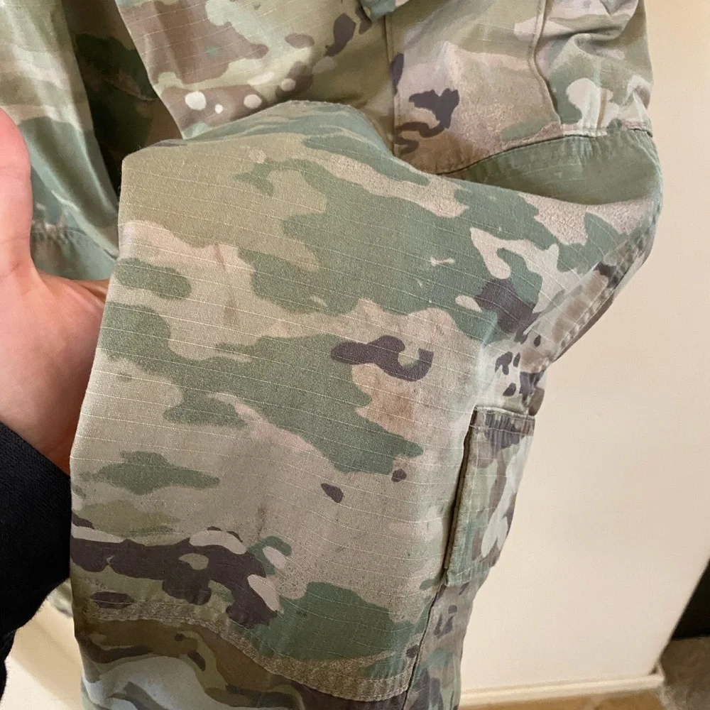 Authentic U.S. Army OCP Scorpion W2 Combat Trousers Pants Small Short Thrashed